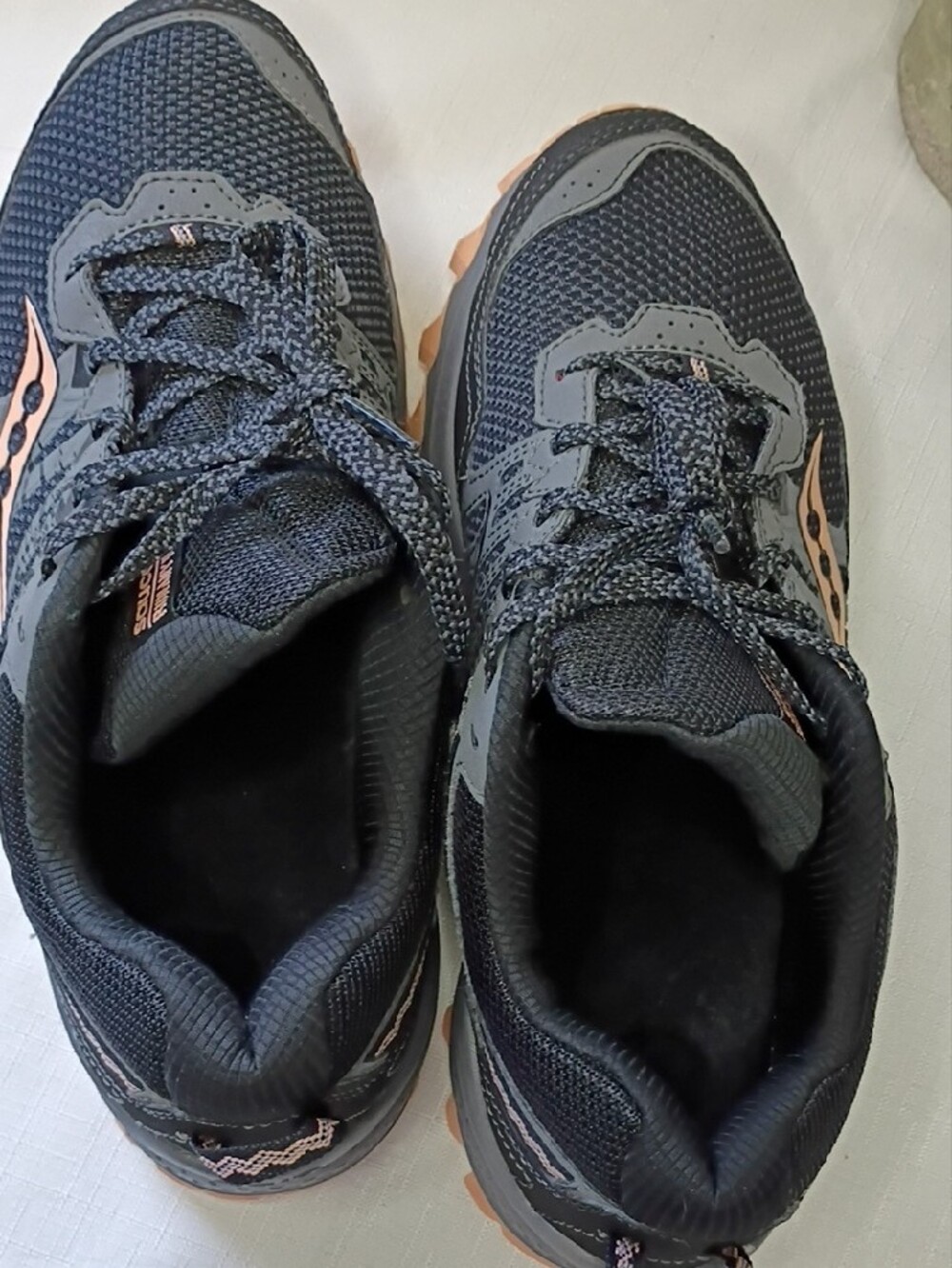 Saucony Excursion TRb Women's Black & Peach Trail Runners Size 10W - Picture 11 of 13